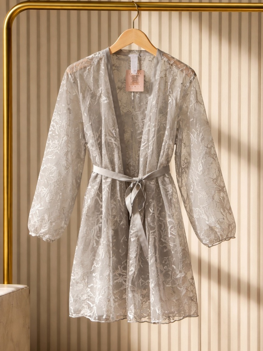 Savage X  Fenty  Floral Lace  Robe in Light Gray